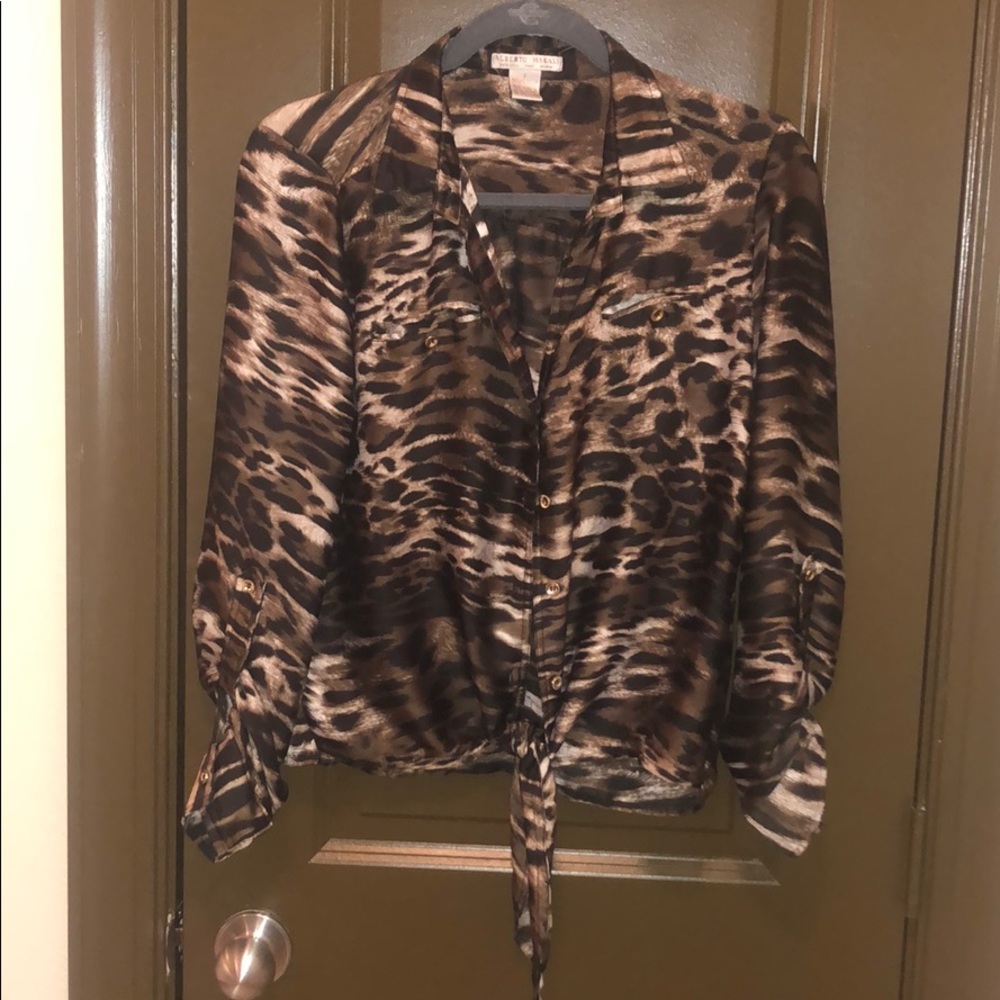 Button down - Picture 5 of 5